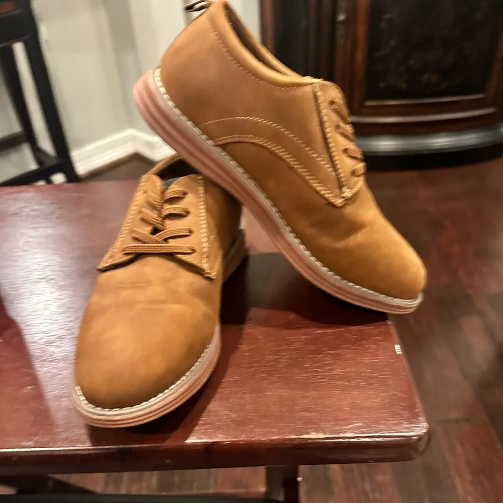 Deer Stags Dapper Jr. Boys Dress Shoes – Size 3 – Excellent Condition